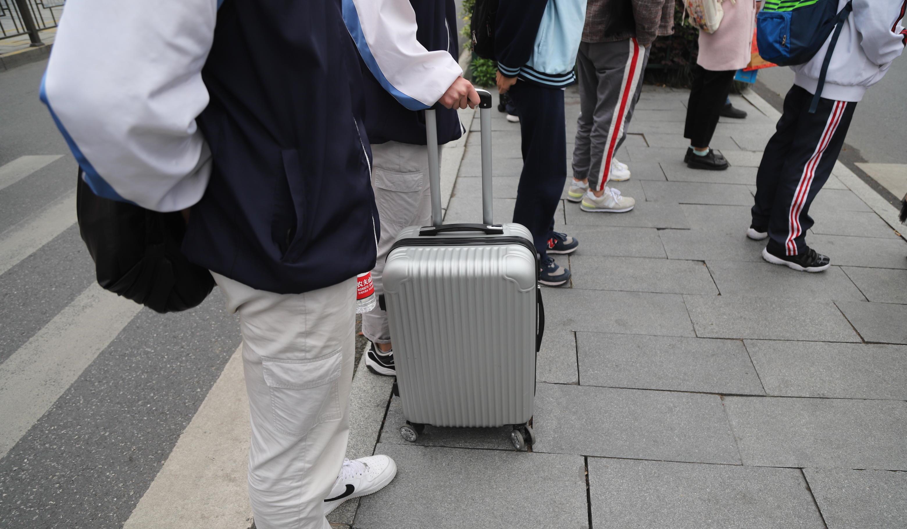 智能双肩包黑科技，革新旅行与日常生活的体验